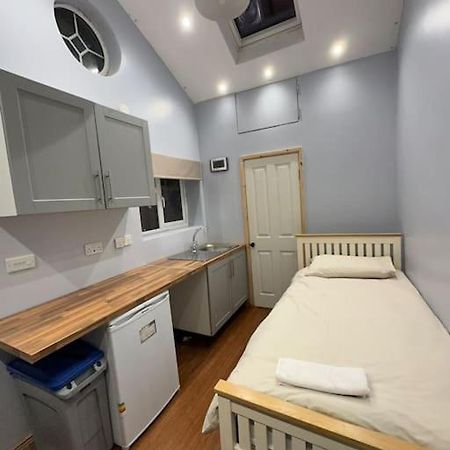 Merton  Cosy Quiet Single Studio מראה חיצוני תמונה